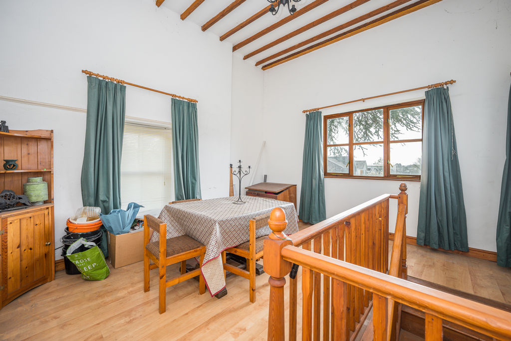 Dining Room / Studio / Office- click for photo gallery